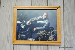 Photo of Alton Brown at Ray's Dairy Maid
