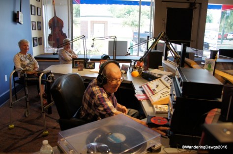 Sonny Payne broadcasting the King Biscuit Time Radio Show