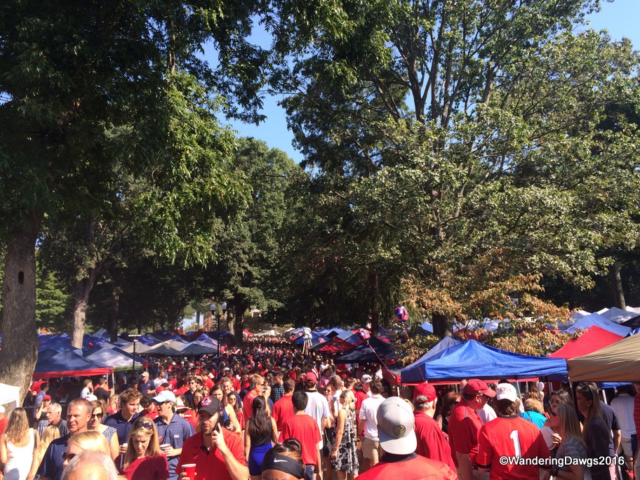 Georgia and Ole Miss Fans getting ready for the game