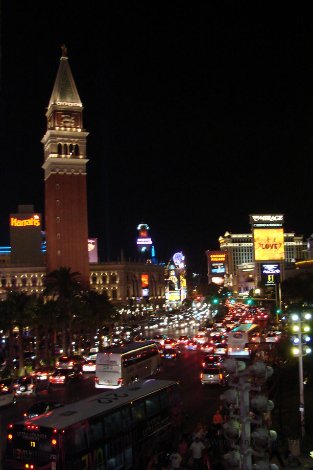 20070527Strip-at-night-(11)