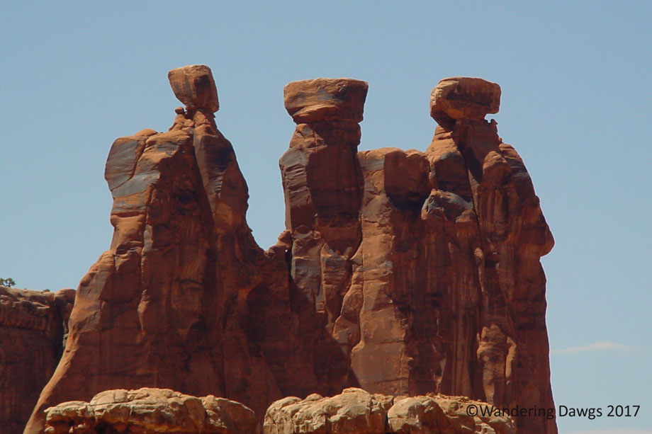 20060802Arches-NP-(9)Three-Gossips