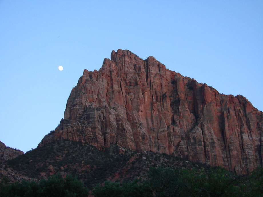 20070528Zion-(23)Moon-rising-over-Watchman