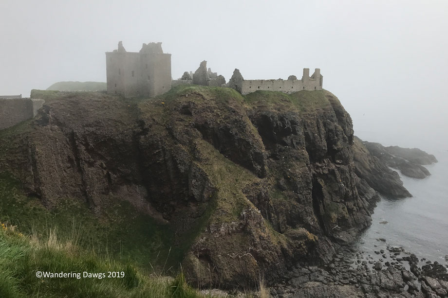 Foggy-day-at-Dunnottar-Castle